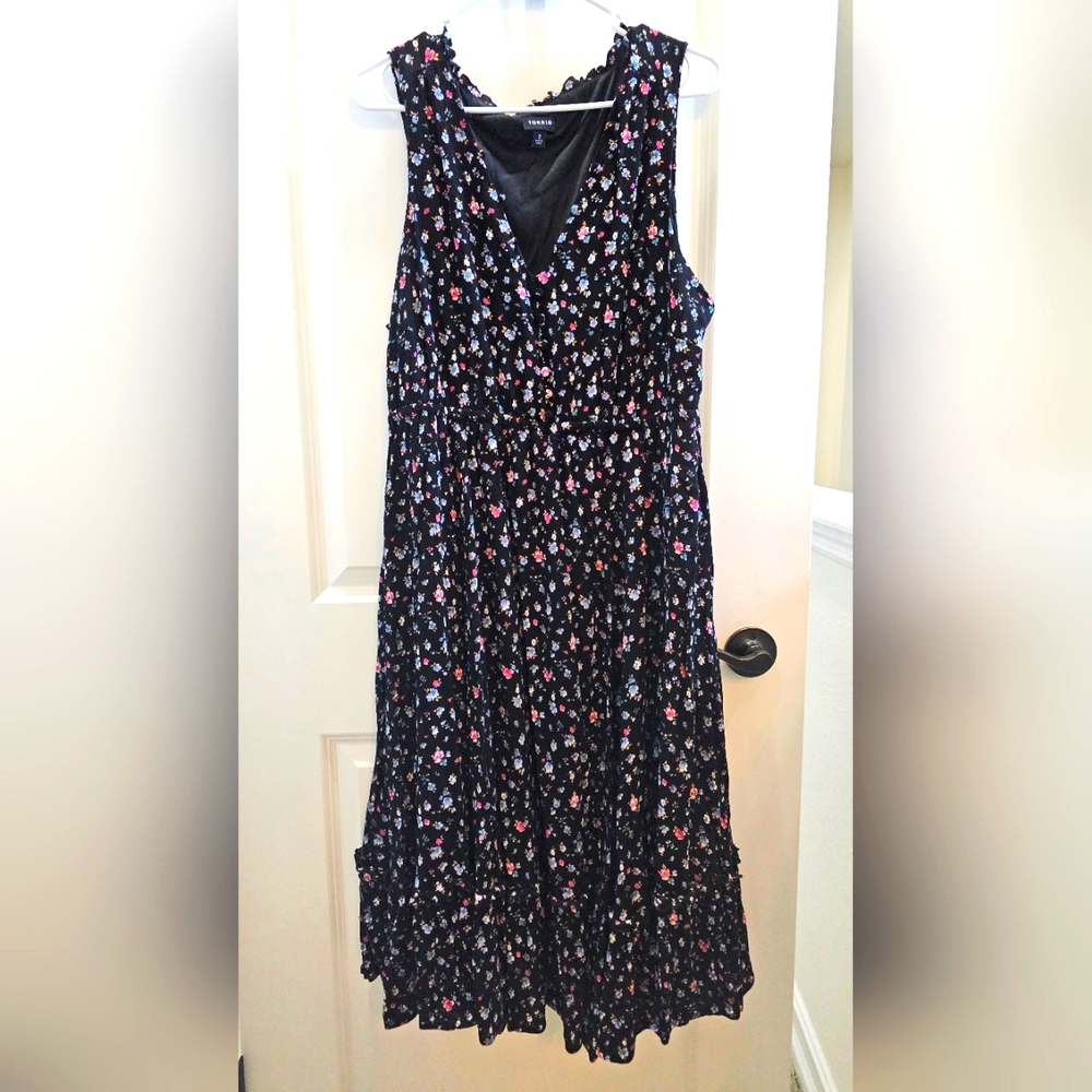 Torrid Black Floral Tiered Gauze Midi Dress - Picture 6 of 10